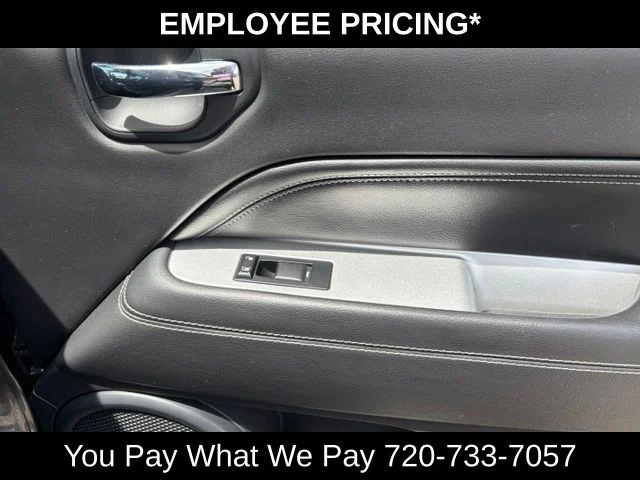Used 2015 Gray Jeep Latitude image 21