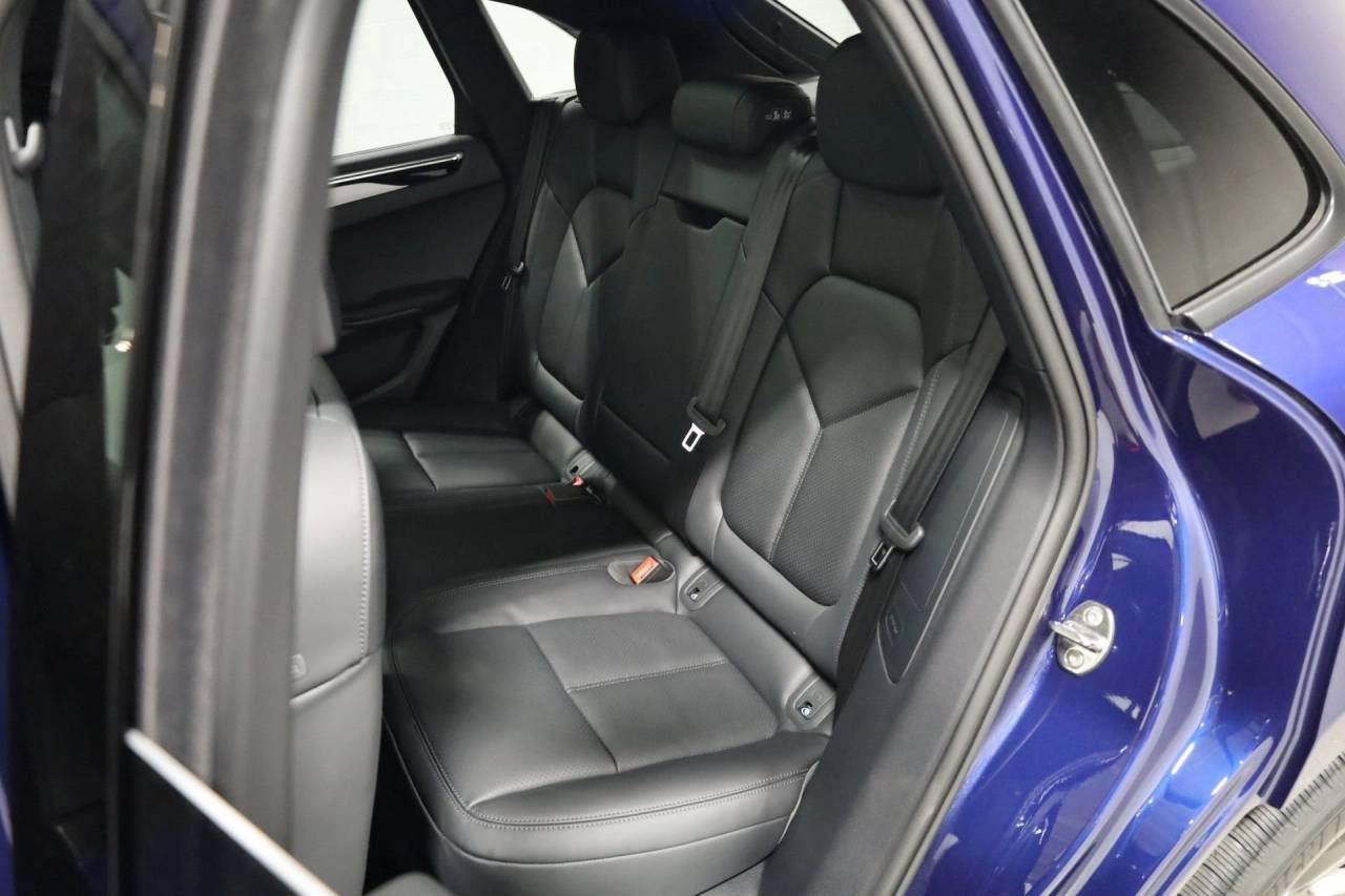 Used 2026 Gentian Blue Metallic Porsche  image 36