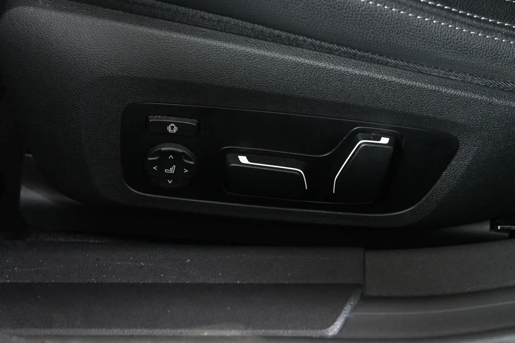 Certified Used 2024 Black BMW M50 image 27