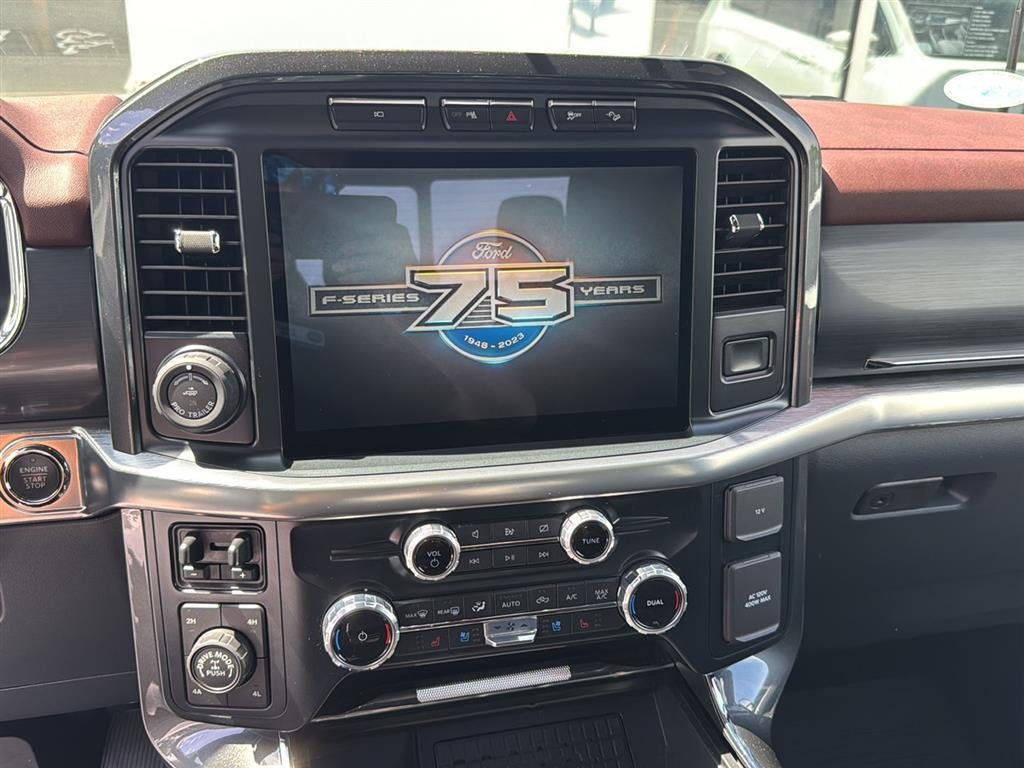 Used 2023 Iconic Silver Ford LARIAT image 12