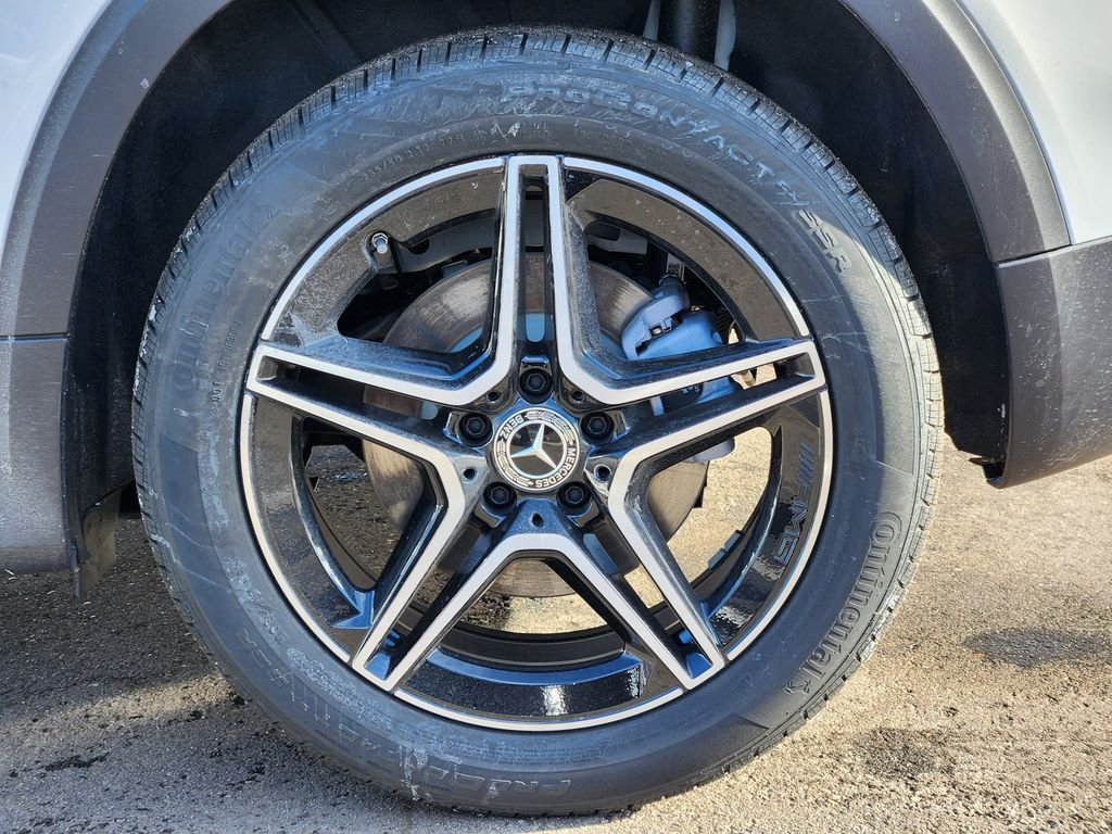 New 2026 Polar White Mercedes-Benz GLB 250 4MATIC® image 20