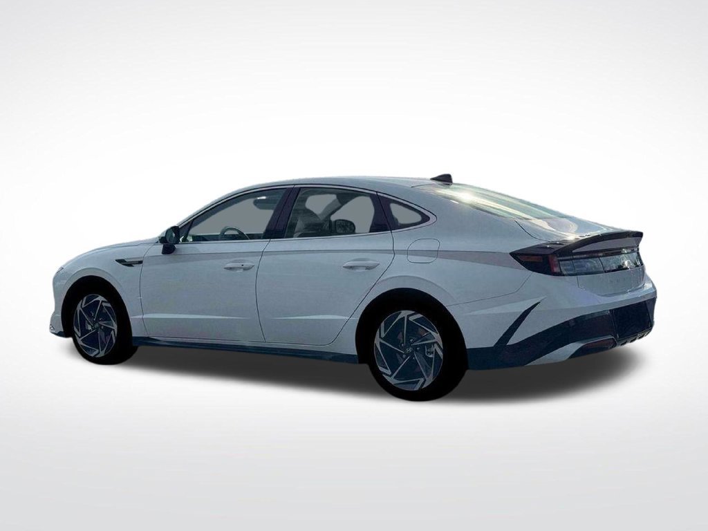New 2026 White Hyundai SEL Sport image 23