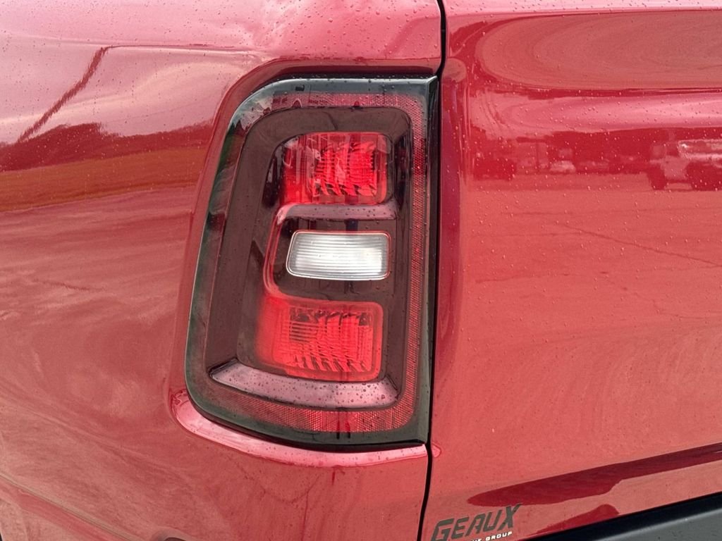 New 2027 Molten Red Pearl-Coat Exterior Paint RAM Express image 13
