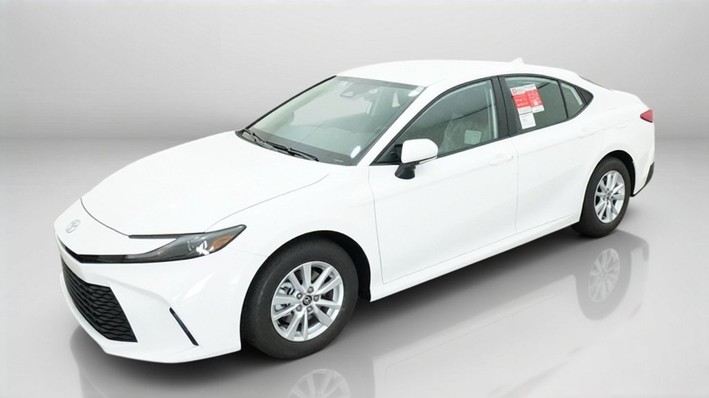 New 2026 Ice Cap Toyota LE image 31
