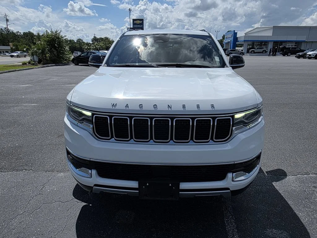 Used 2023 White Jeep Series II image 8