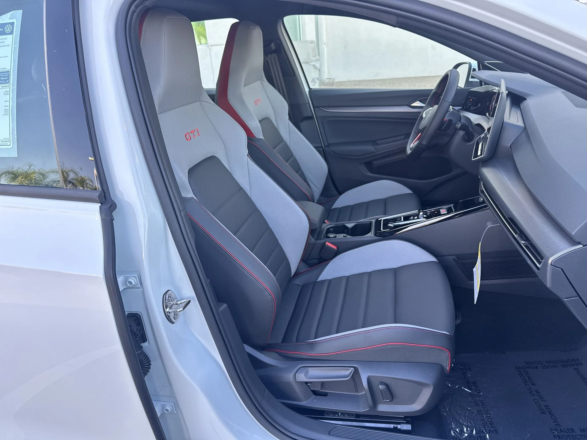 New 2026 Opal White Pearl Volkswagen SE image 19