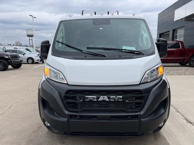 Used 2025 White Ram TRADESMAN image 8