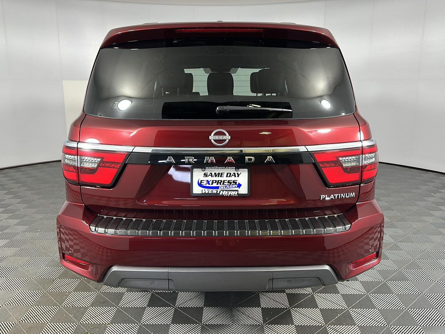 Used 2023 Coulis Red Pearl Nissan Platinum image 11