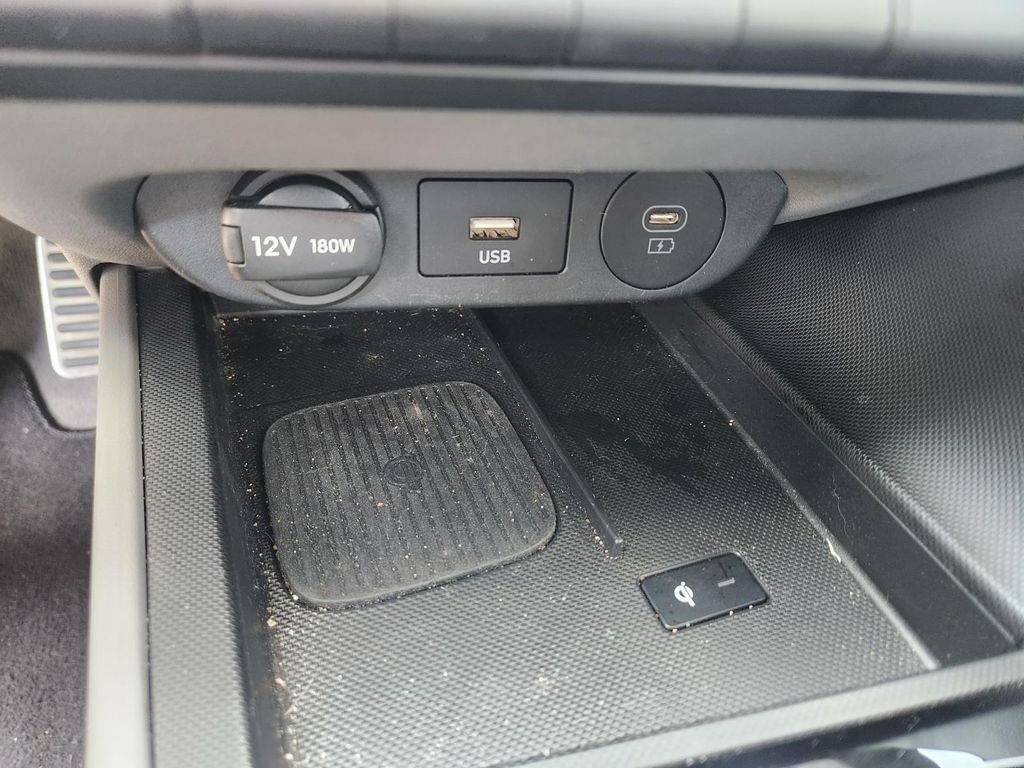 Used 2026 White Hyundai SEL Sport image 18