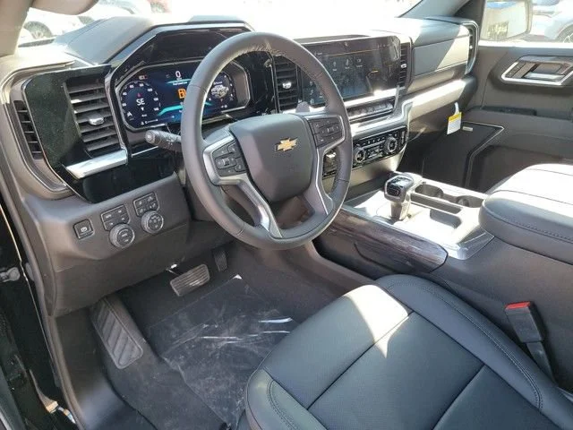 2026 Chevrolet Silverado 1500 LTZ - Photo 12
