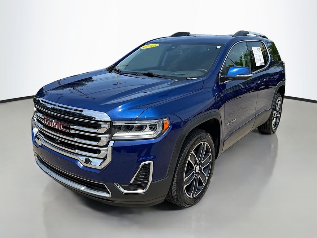 Used 2023 Ultra Blue Metallic GMC SLT image 3