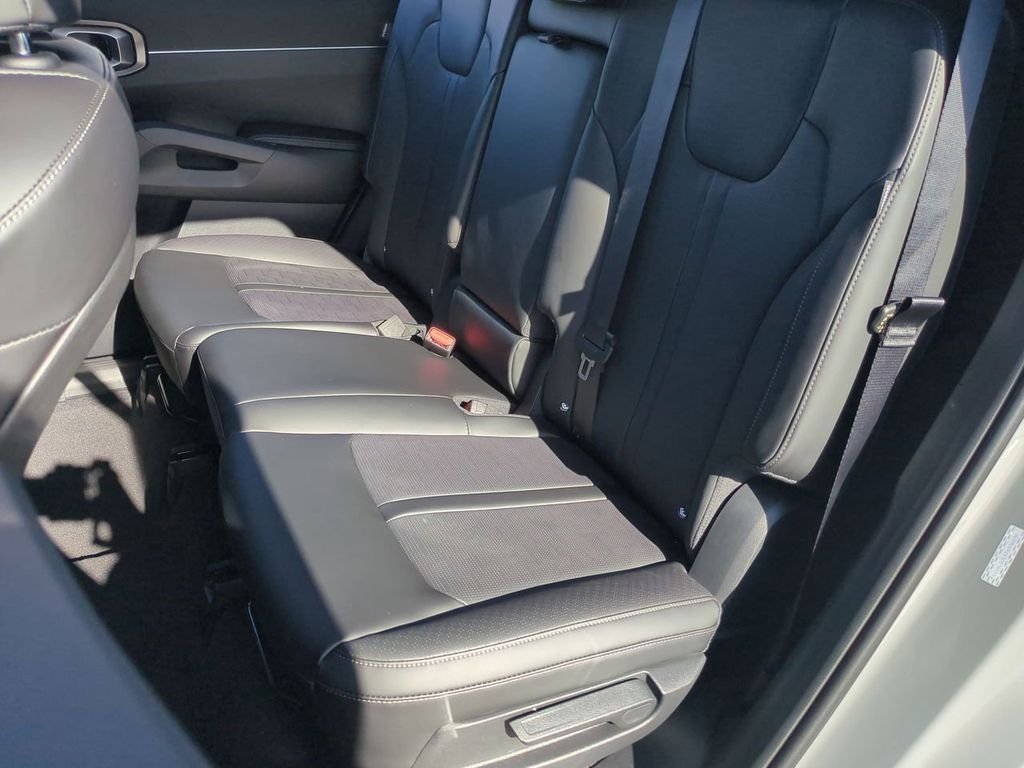 2026 Kia Sorento S - Photo 23