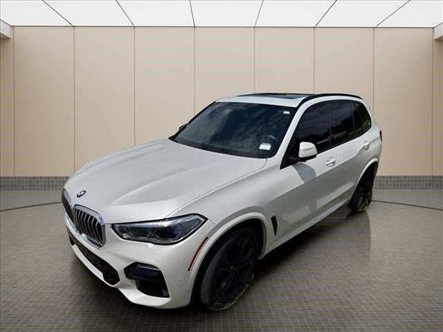 Used 2019 White BMW xDrive50i image 2