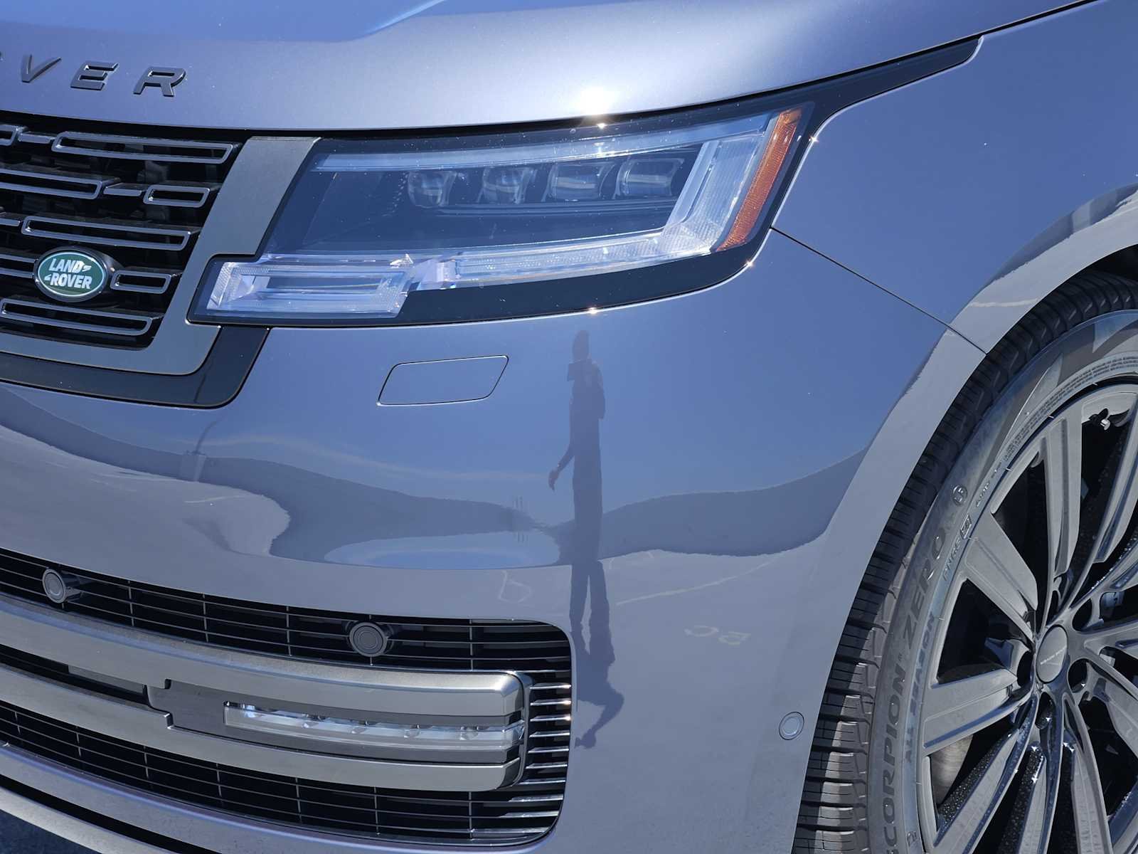 New 2026 Varesine Blue LAND ROVER SE image 8