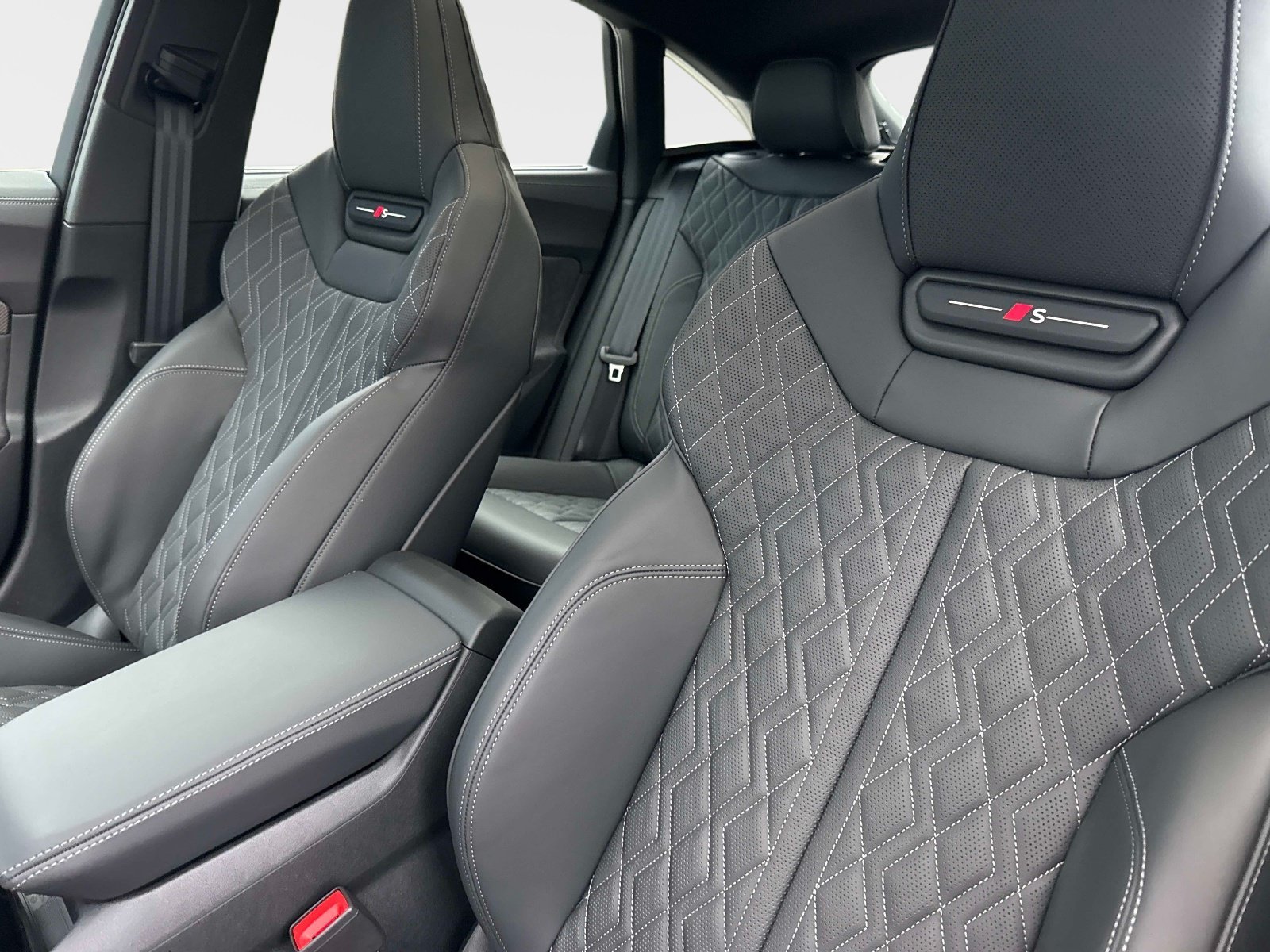 New 2026 Mythos Black Metallic Audi Premium Plus image 19