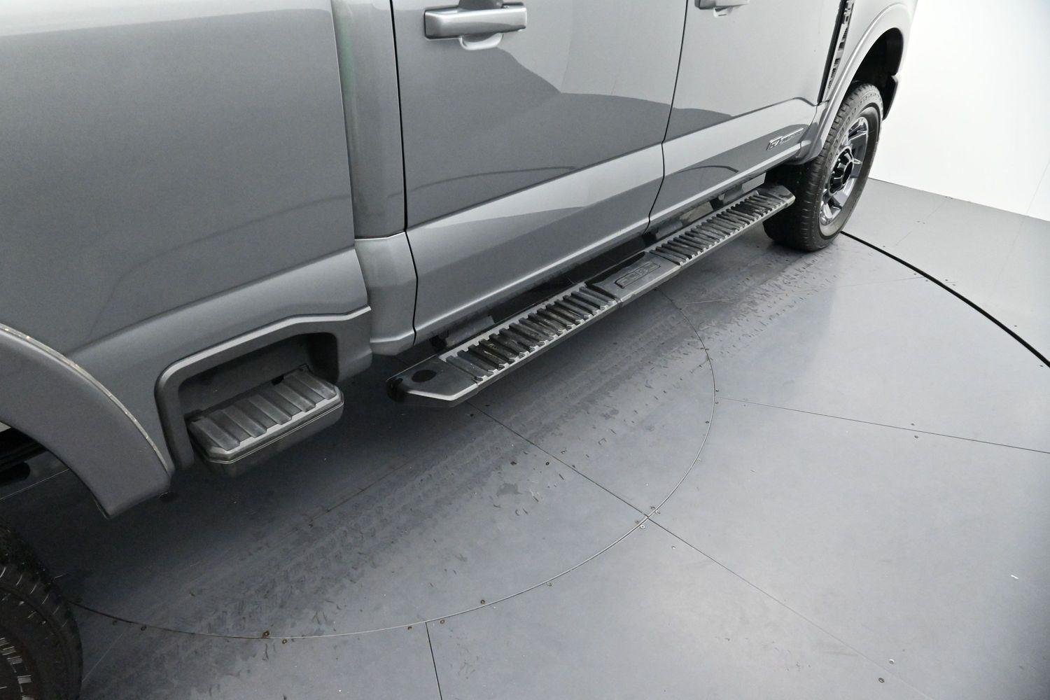 Used 2023 Carbonized Gray Ford XLT image 9