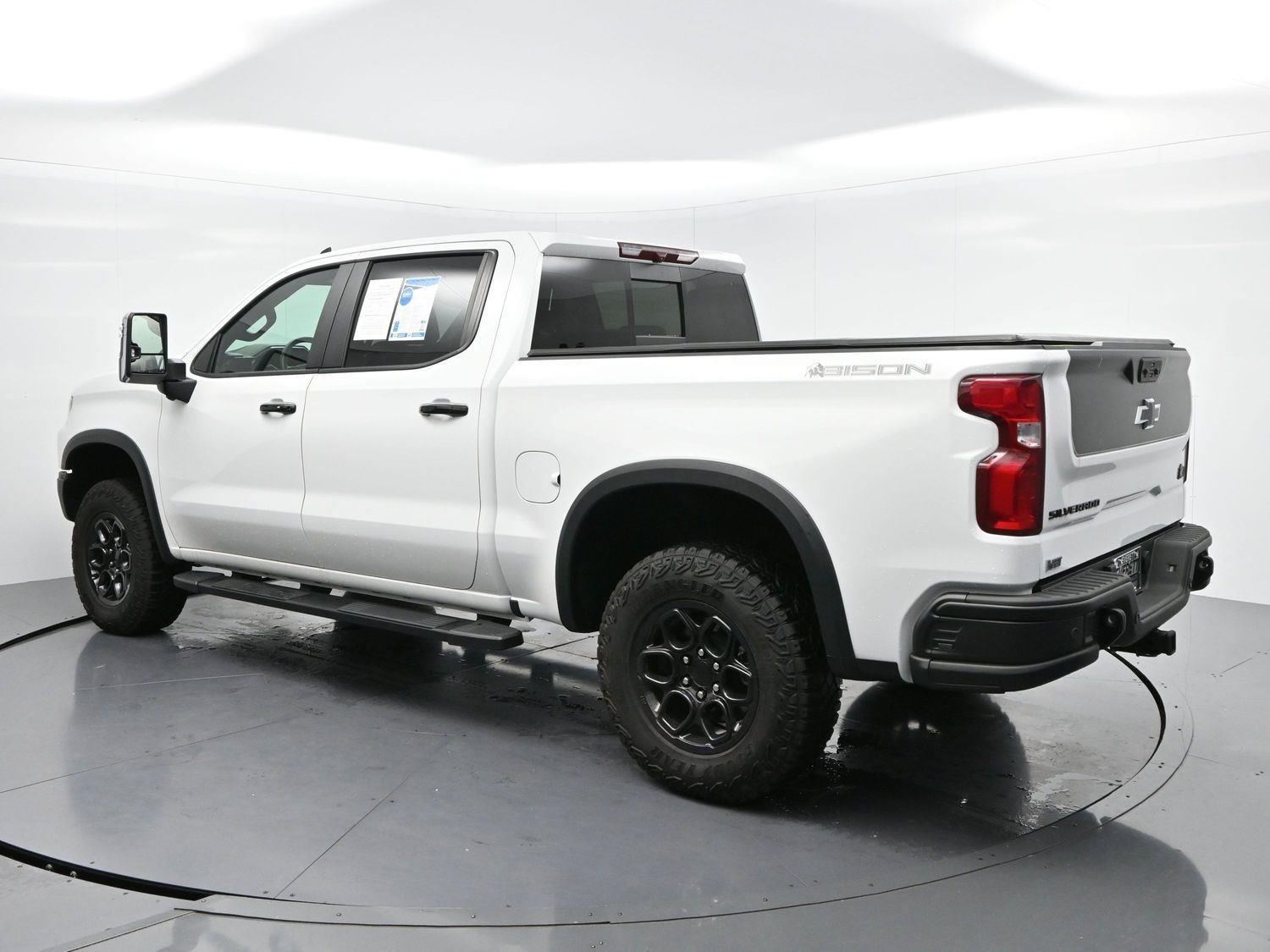 Used 2024 Summit White Chevrolet ZR2 image 5