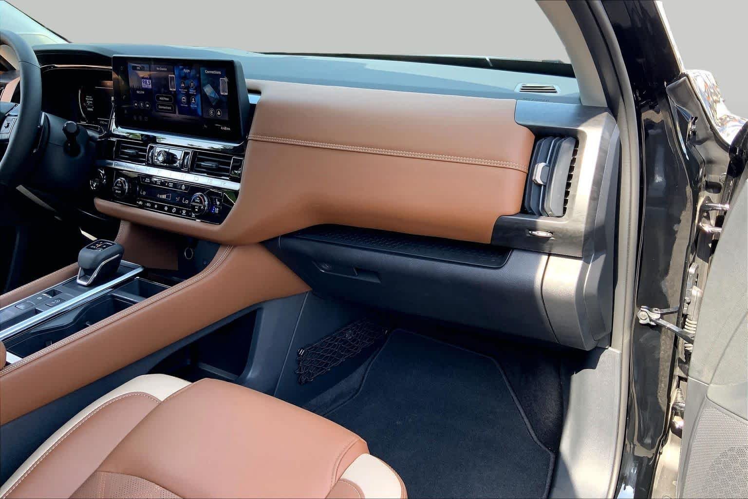 Used 2026 Super Black Nissan Platinum image 18