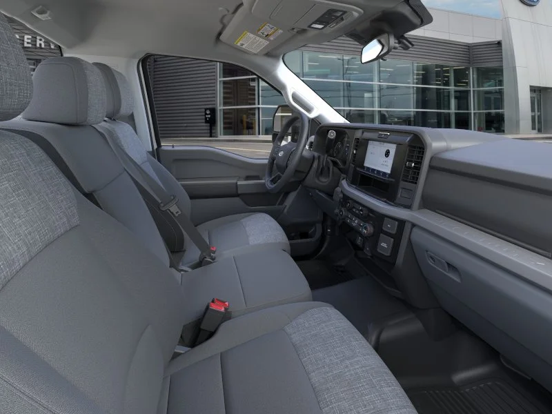 New 2026 Oxford White Ford F-250® XLT image 38