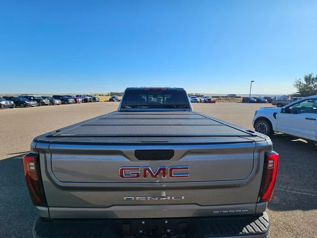 Used 2025 Sterling Metallic GMC Denali image 11