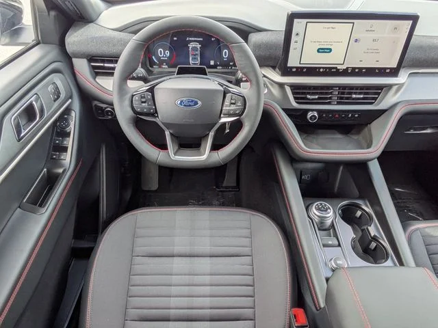 New 2026 Star White Metallic Tri-Coat Ford ST-Line image 17