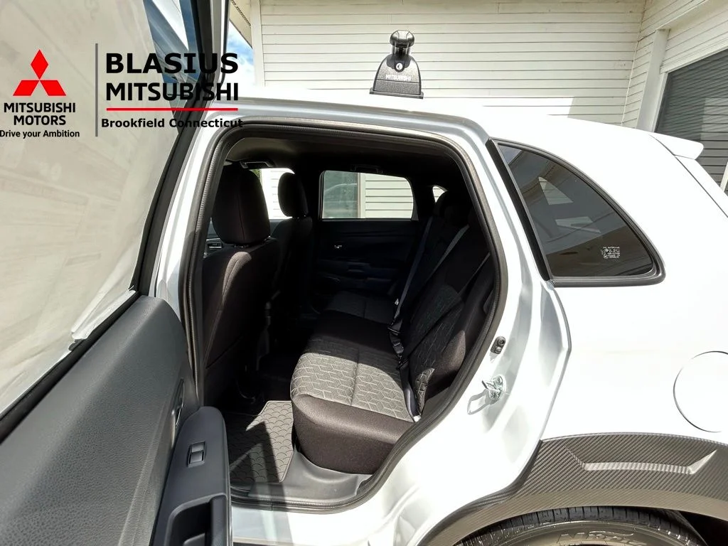 New 2025 White Mitsubishi 2.0 Trail Edition image 27