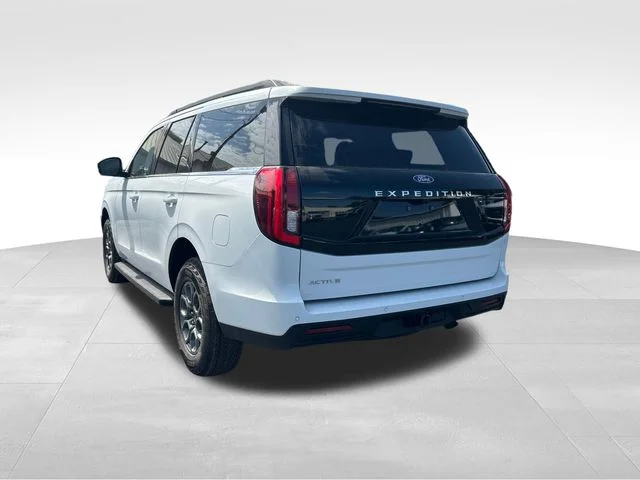 New 2026 Oxford White Ford Active image 3