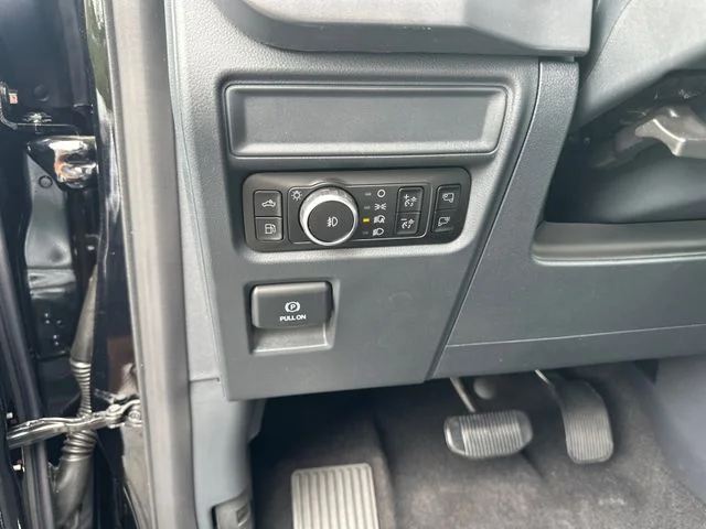 Used 2025 Black Metallic Ford XLT image 26
