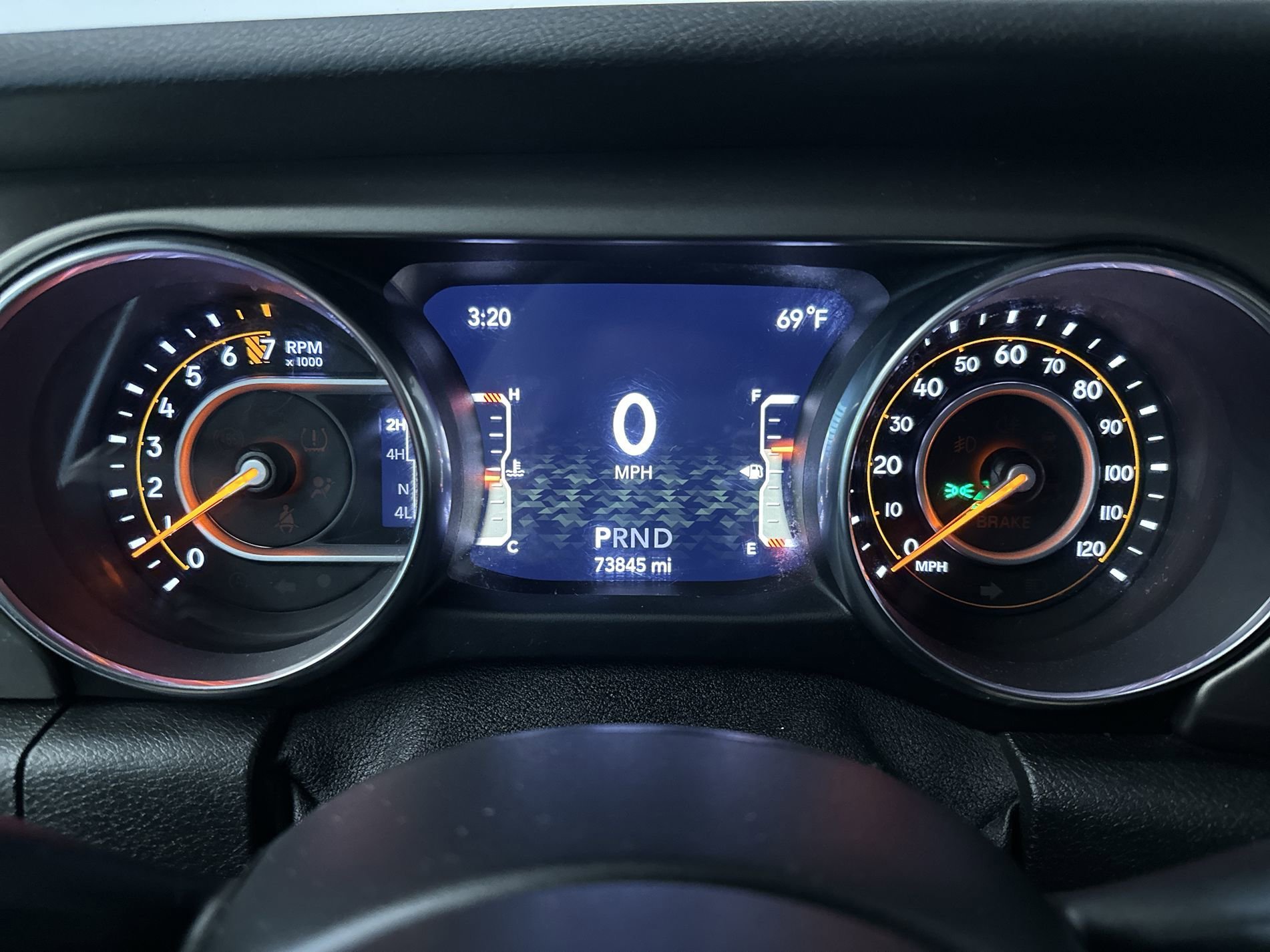 Used 2019 Black Clearcoat Jeep Sport S image 17