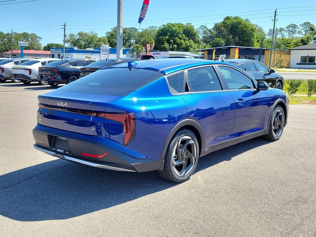 New 2026 Deep Sea Blue Kia EX image 6