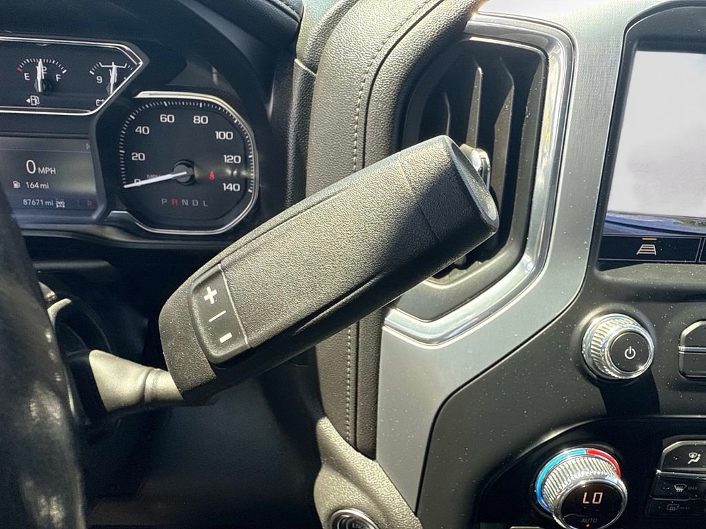 Used 2021 Red GMC SLT image 32
