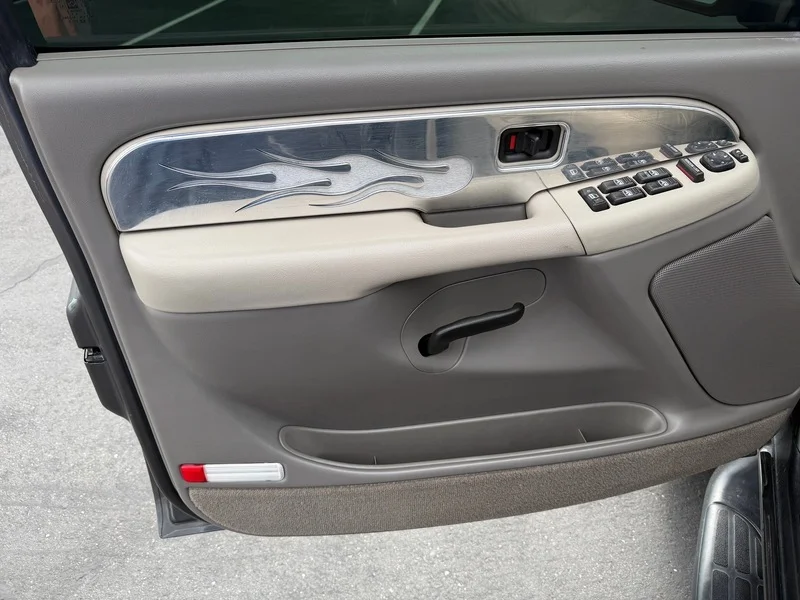 Used 2002 Medium Charcoal Gray Metalli Chevrolet LS image 13