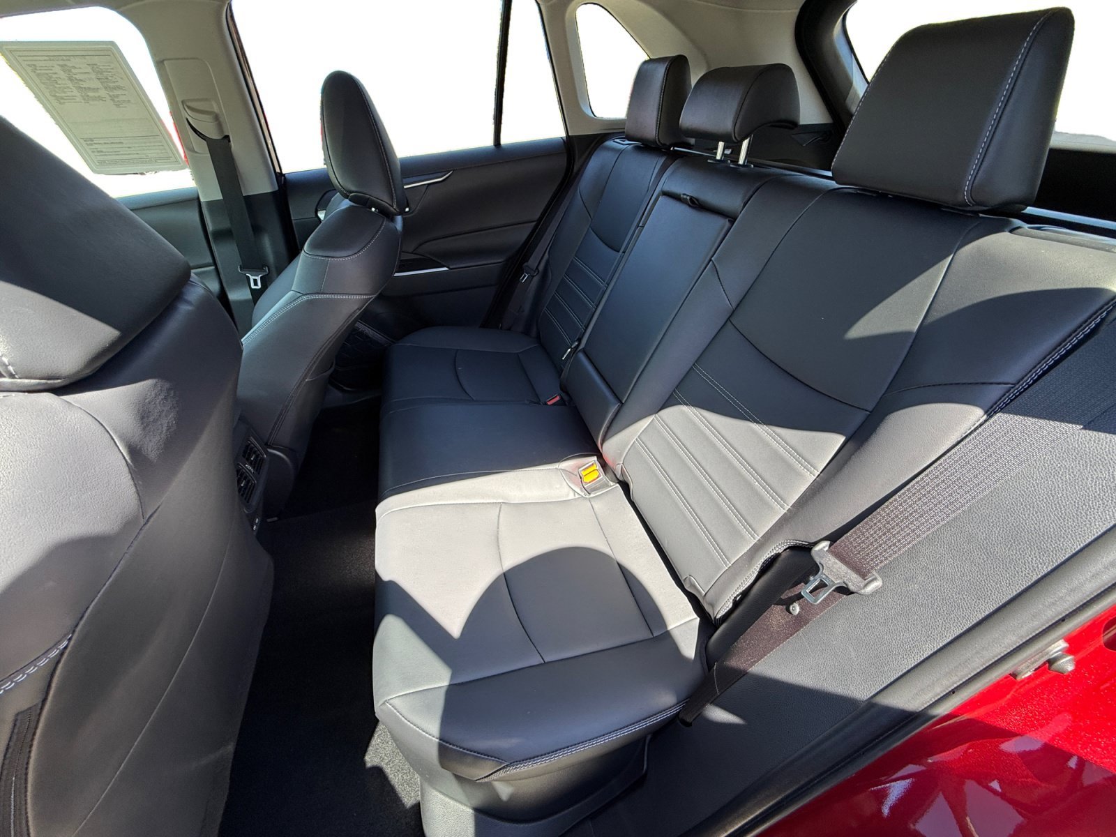 Used 2025 Pearl Toyota XLE Premium image 16