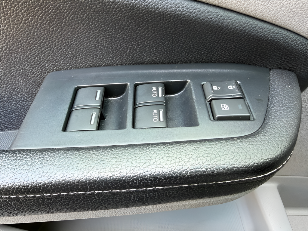 Used 2023 Blue Honda RTL image 25