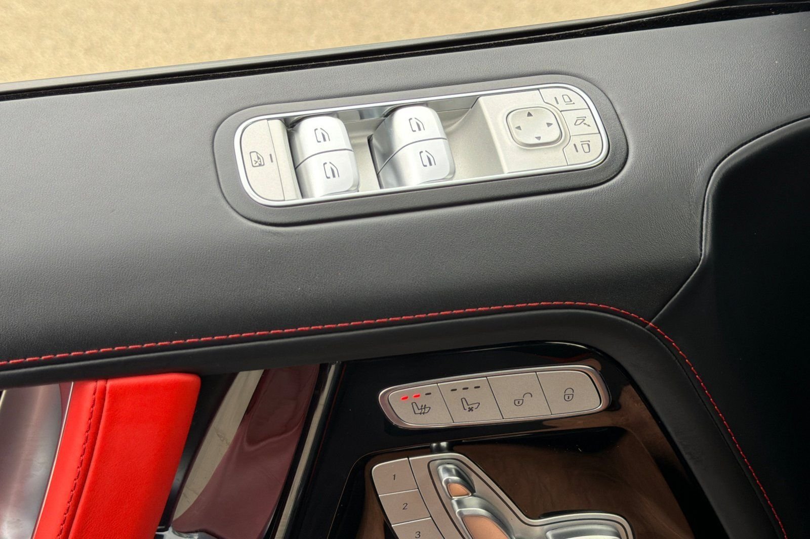 New 2026 MANUFAKTUR Arabian Grey Non- Metallic Mercedes-Benz G 63 AMG® image 26