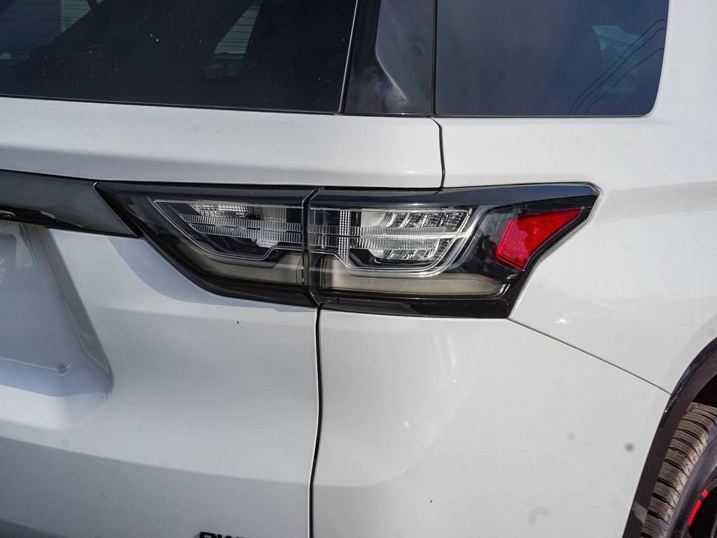 Used 2020 SUMMIT WHITE Chevrolet Premier image 7