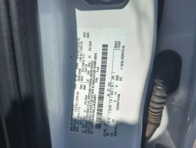 Used 2020 White Ford XL image 29