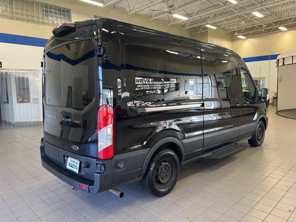 Used 2020 Black Metallic Ford XLT image 25