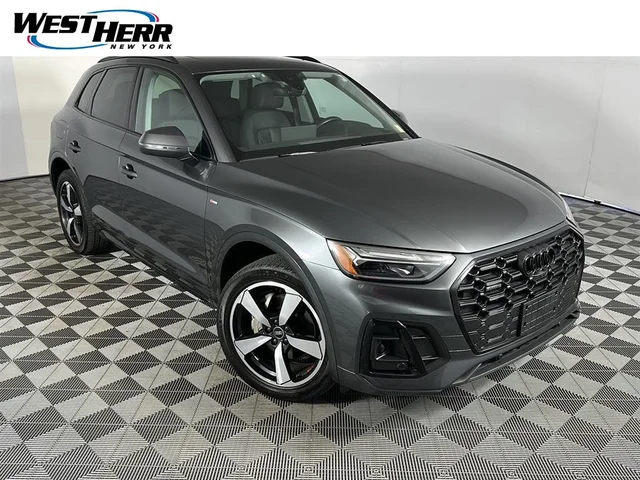 2023 Audi Q5 S line Premium Plus