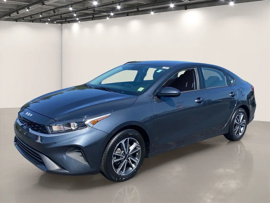 Certified Used 2023 Gravity Gray Kia LXS image 4