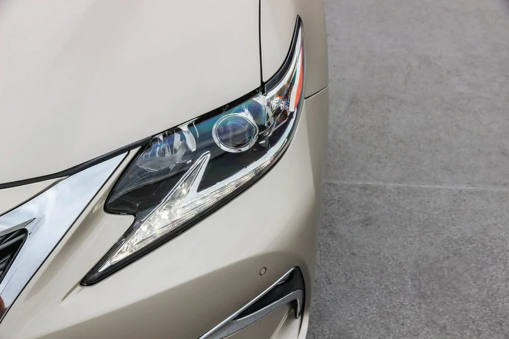 Used 2018 Beige Lexus 350 image 8