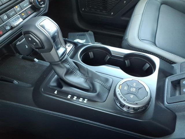 New 2026 Avalanche Gray Ford Outer Banks image 26