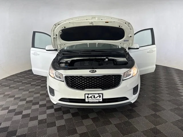 Used 2015 White Kia LX image 13