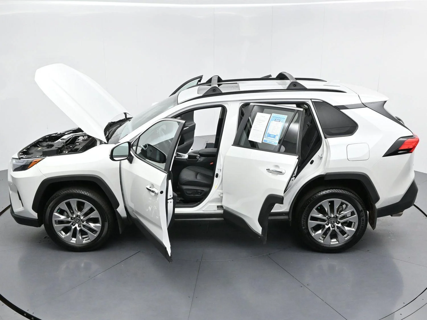 Used 2025 Wind Chill Pearl Toyota Limited image 42