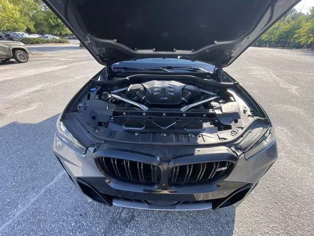 Used 2024 Gray BMW M60i image 28