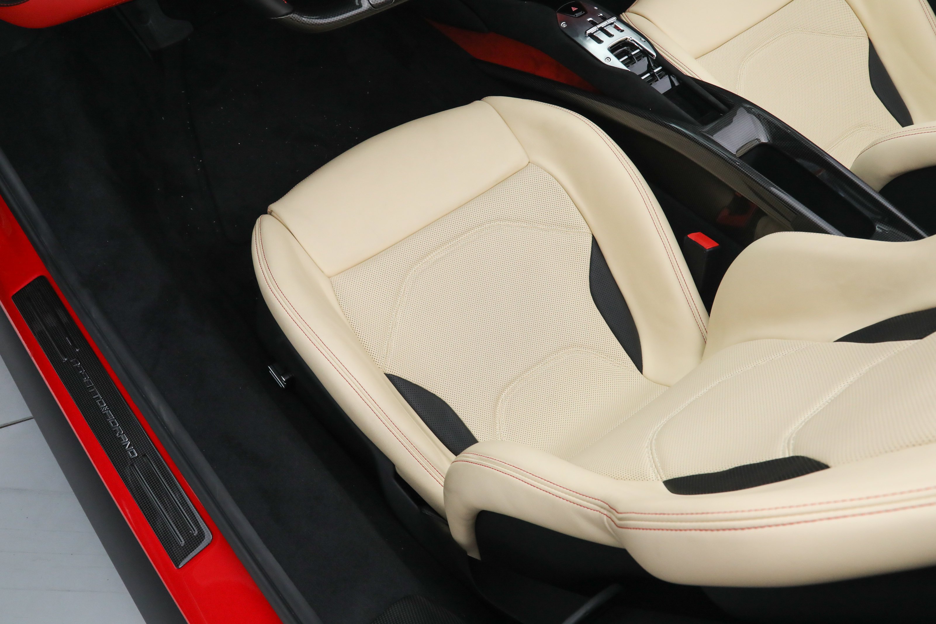 2024 Ferrari 296 Base - Photo 27
