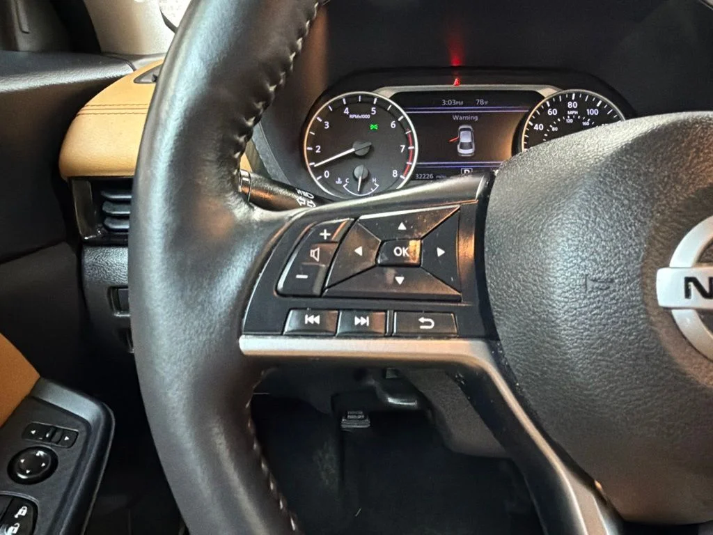 Used 2023 Black Nissan SV image 17