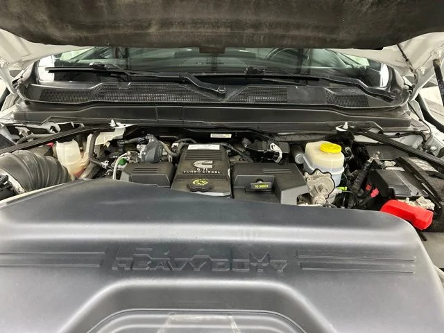 Used 2024 White Ram Big Horn image 28
