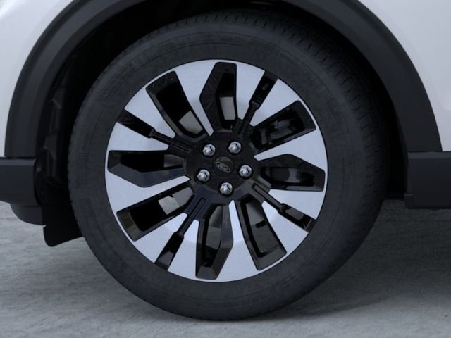 New 2026 White Ford Platinum image 19