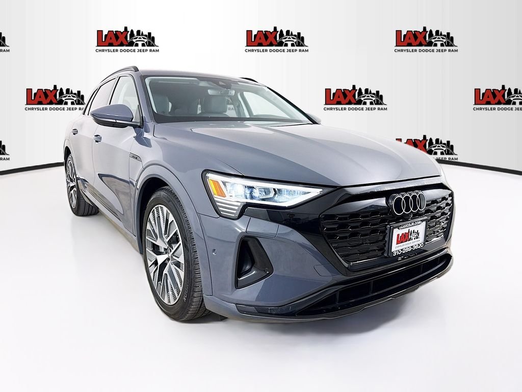 2024 Audi Q8 e-tron Premium Plus